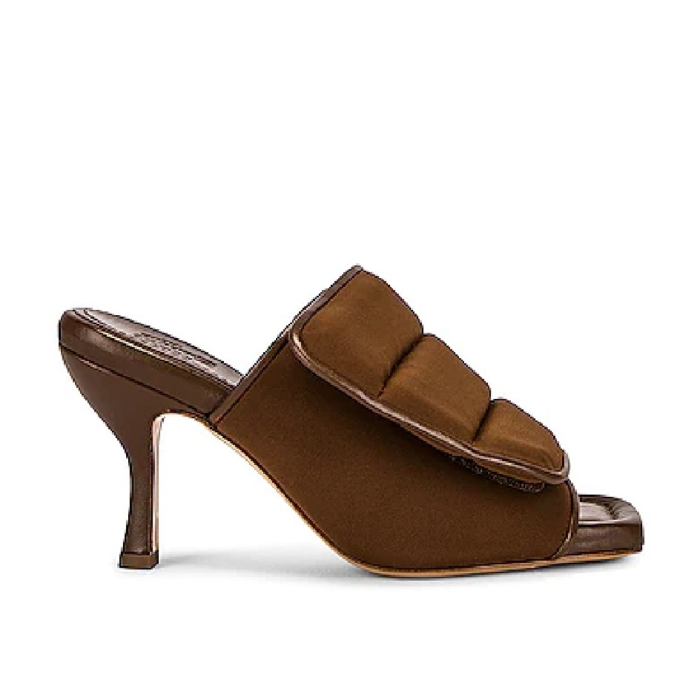 GIA BORGHINI
Puffy Scuba Sandal 39